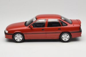 Opel Vectra A 2000 16V Donkerrood MCG 1:18 MCG18461 Metaal — afbeelding 3 van 6
