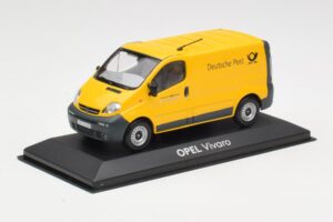 Opel Vivaro A Deutsche Post Minichamps 1:43 430040562 Metaal — afbeelding 2 van 4