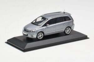 Opel Zafira A OPC Light Blue Metallic Minichamps 1:43 ZAFIRA001 Metaal — afbeelding 2 van 4