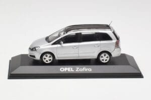 Opel Zafira B Zilver Minichamps 1:43 1799109 Metaal