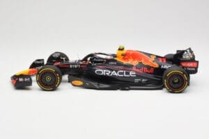 Oracle Red Bull Racing RB18 #11 S. Perez Miami GP 2022 Minichamps 1:18 110220511 Metaal — afbeelding 3 van 6