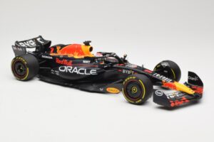 Oracle Red Bull Racing RB19 #1 M. Verstappen Winner Italian GP 2023 Minichamps 1:18 110231501 Metaal — afbeelding 4 van 6
