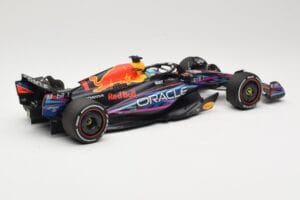 Oracle Red Bull Racing RB19 #1 M. Verstappen Winner Miami GP 2023 Minichamps 1:18 110230501 Metaal — afbeelding 2 van 6