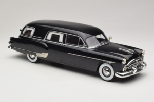 Packard Henney Zwart BoS Models 1:18 BOS342 Metaal — afbeelding 4 van 6