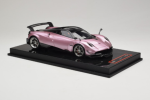 Pagani Huayra BC Pearl Pink AB Models 1:18 REMC032 Hars — afbeelding 4 van 7