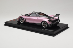 Pagani Huayra BC Pearl Pink AB Models 1:18 REMC032 Hars — afbeelding 5 van 7