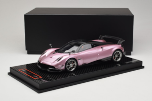 Pagani Huayra BC Pearl Pink AB Models 1:18 REMC032 Hars — afbeelding 7 van 7