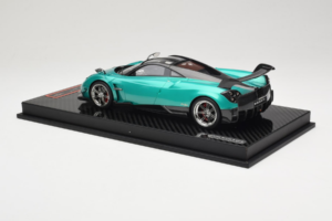 Pagani Huayra BC Green Metallic Yy Model 1:18 REMC020 Hars — afbeelding 5 van 7