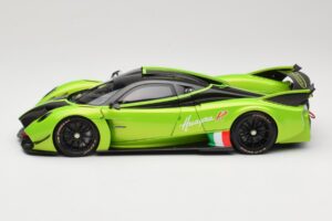 Pagani Huayra R Groen LCD 1:18 LCD18012-GR Metaal — afbeelding 4 van 8