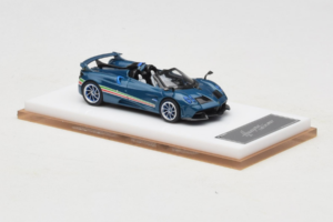 Pagani Huayra Tricolore Roadster Blauw Henson & Heaven 1:64 PHTRB01 Hars — afbeelding 4 van 8
