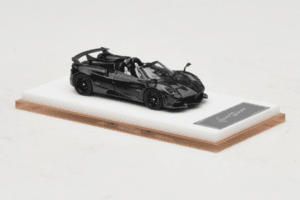 Pagani Huayra Tricolore Roadster Exposed Carbon Henson & Heaven 1:64 PHREC01 Metaal — afbeelding 4 van 7