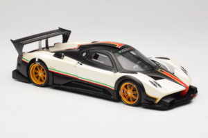 Pagani Zonda R Revolucion Wit AUTOart 1:18 78262 Metaal — afbeelding 6 van 8