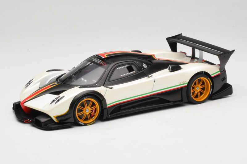 Pagani Zonda R Revolucion Wit AUTOart 1:18 78262 Metaal