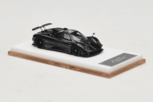 Pagani Zonda Tricolore Exposed Carbon Henson & Heaven 1:64 PZTEC01 Metaal — afbeelding 4 van 7
