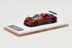 Pagani Zonda Tricolore Rood Henson & Heaven 1:64 PZTR01 Metaal — afbeelding 2 van 7