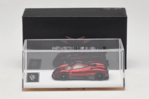 Pagani Zonda Tricolore Rood Henson & Heaven 1:64 PZTR01 Metaal — afbeelding 7 van 7
