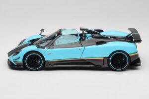 Pagani Zonda Uno Carbon Lichtblauw Almost Real 1:18 850630001 Metaal — afbeelding 4 van 8