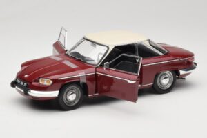 Panhard 24 CT Rood Solido 1:18 1832500 Metaal — afbeelding 2 van 8