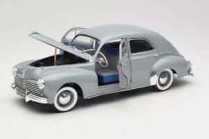 Peugeot 203 Gris Clair Solido 1:18 8145 Metaal — afbeelding 2 van 8