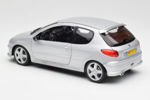 Peugeot 206 RC Aluminium Zilver Norev 1:18 184726 Metaal — afbeelding 7 van 8