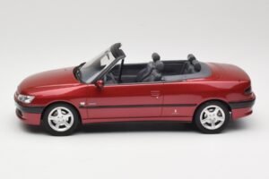 Peugeot 306 Cabriolet Rood Otto 1:18 OT042 Hars — afbeelding 3 van 6