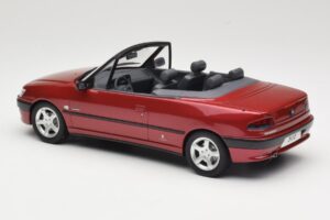 Peugeot 306 Cabriolet Rood Otto 1:18 OT042 Hars — afbeelding 5 van 6