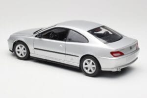 Peugeot 406 Coupe Zilver Gate 1:18 01024 Metaal — afbeelding 7 van 8
