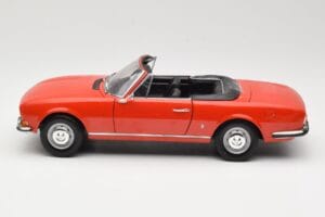 Peugeot 504 Cabriolet Rood Norev 1:18 184754 Metaal — afbeelding 4 van 8