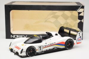 Peugeot 905 Evo 1B Group C #1 Peugeot Talbot Sport D. Warwick / Y. Dalmas / M. Blundell 24 Hours of Le Mans Winner 1992 Norev — afbeelding 6 van 6