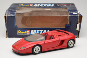 Pininfarina Mythos Rood Revell 1:18 8806 Metaal — afbeelding 8 van 8