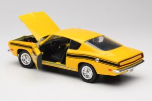 Plymouth Barracuda Geel Road Legends 1:18 92178 Metaal — afbeelding 5 van 8