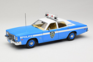 Plymouth Fury Police Pursuit New York Police Department GreenLight 1:18 19043 Metaal