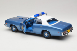 Plymouth Fury Police Pursuit Smokey and the Bandit GreenLight 1:18 19044 Metaal — afbeelding 5 van 8