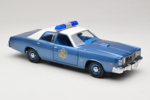 Plymouth Fury Police Pursuit Smokey and the Bandit GreenLight 1:18 19044 Metaal — afbeelding 6 van 8