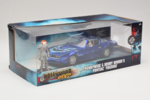 Pontiac Firebird Pennywise With Figure Jada 1:24 31118 Metaal — afbeelding 2 van 3