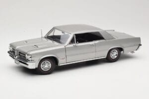 Pontiac GTO Zilver Sun Star 1:18 1821 Metaal