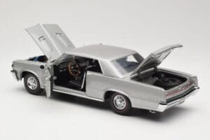 Pontiac GTO Zilver Sun Star 1:18 1821 Metaal — afbeelding 5 van 8