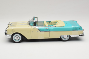 Pontiac Star Chief I Love Lucy Nautilus Blue Wit Sun Star 1:18 5057 Metaal — afbeelding 4 van 7
