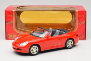 Porsche 911 996 Cabriolet Rood Mira 1:18 06930 Metaal — afbeelding 8 van 8