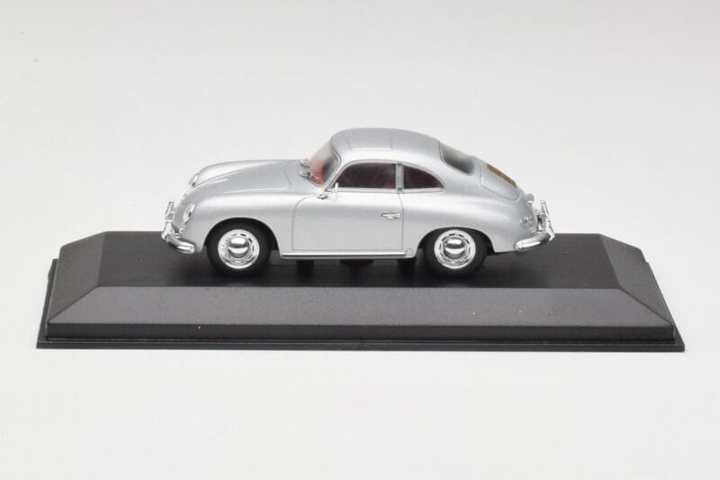 Porsche 356B Coupe Zilver Minichamps 1:43 400064321 Metaal