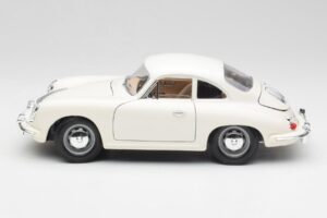Porsche 356B Wit Bburago 1:18 3021-M3 Metaal — afbeelding 4 van 8