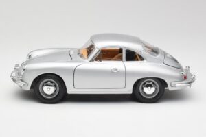 Porsche 356B Zilver & Bruin Interieur Bburago 1:18 3021-M2 Metaal — afbeelding 4 van 8