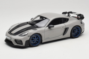 Porsche 718 Cayman 982 GT4 RS Weissach Package Chalk Norev 1:18 187253 Metaal