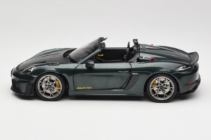 Porsche 718 Spyder RS Weissach Pack Forest Green Norev 1:18 187272 Metaal — afbeelding 4 van 8