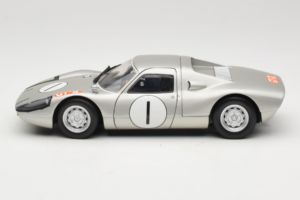 Porsche 904 GTS #1 Japan Grand Prix 1964 Minichamps 1:18 183646701 Metaal — afbeelding 4 van 8