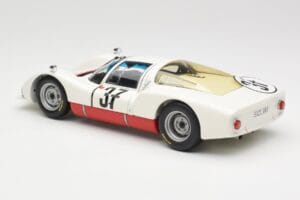 Porsche 906 K #37 V. Elford / B. Pon Porsche System 24 Hours of Le Mans 1967 Minichamps 1:18 100676137 Metaal — afbeelding 7 van 8