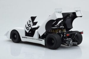 Porsche 908/02 #66A S. McQueen Holtville 1970 AUTOart 1:18 87073 Metaal — afbeelding 3 van 8