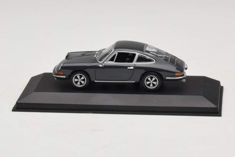 Porsche 911 901 Grijs Minichamps 1:43 Porsche 911 901 Grijs Minichamps 1:43 943067124 Metaal