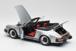 Porsche 911 930 Carrera 3.2 Cabriolet Grijs Metallic Minichamps 1:18 100063034 Metaal — afbeelding 5 van 8