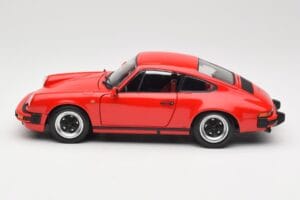 Porsche 911 930 Carrera 3.2 Guards Red Minichamps 1:18 100063021 Metaal — afbeelding 4 van 8